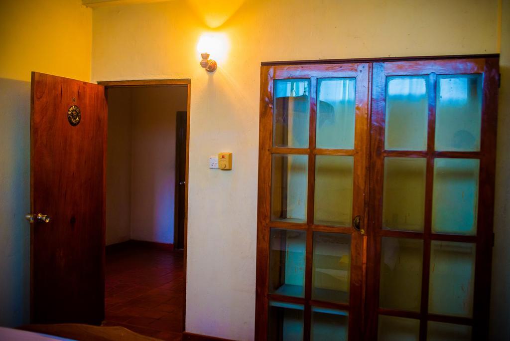 Hotel Gem Land Ratnapura Pokoj fotografie